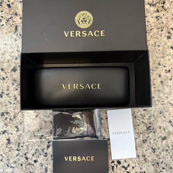 Versace Glasses - Picture 5 of 5